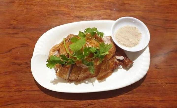 Half Good Fortune Roast Chicken / 秘制烧鸡（ 半只）